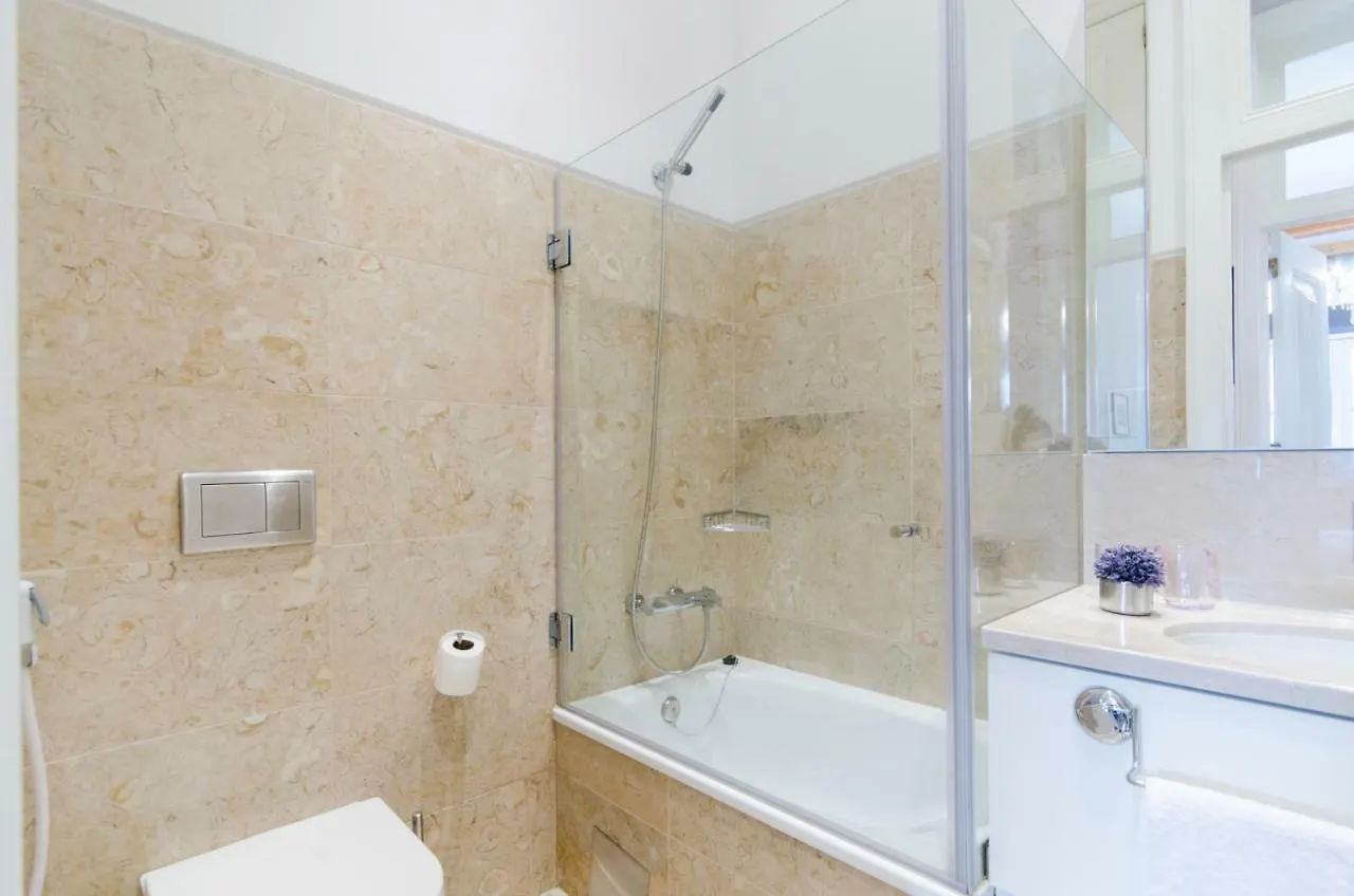 Baixa Downtown Fabulous And Sophisticate Apartment With Elevator 18Th Century Building Lisbon