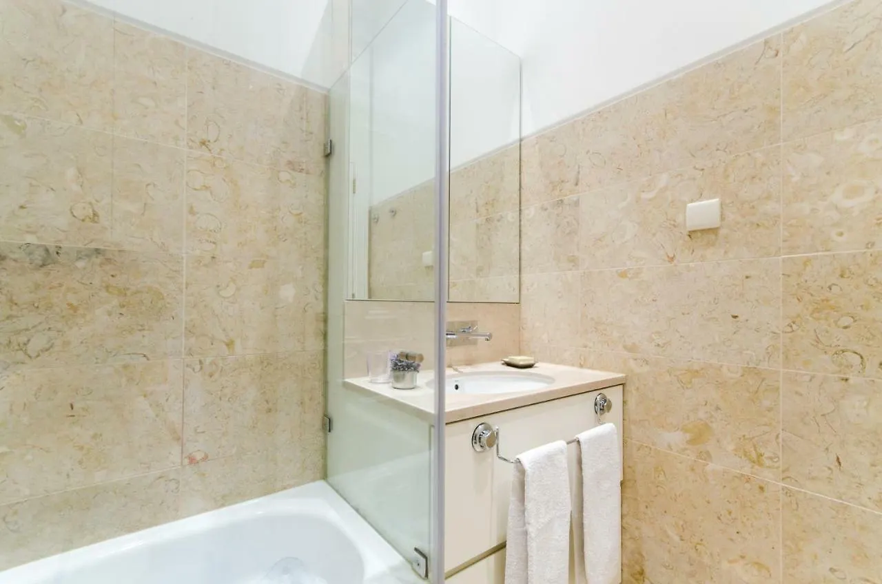 Baixa Downtown Fabulous And Sophisticate Apartment With Elevator 18Th Century Building Lisbon 0*,